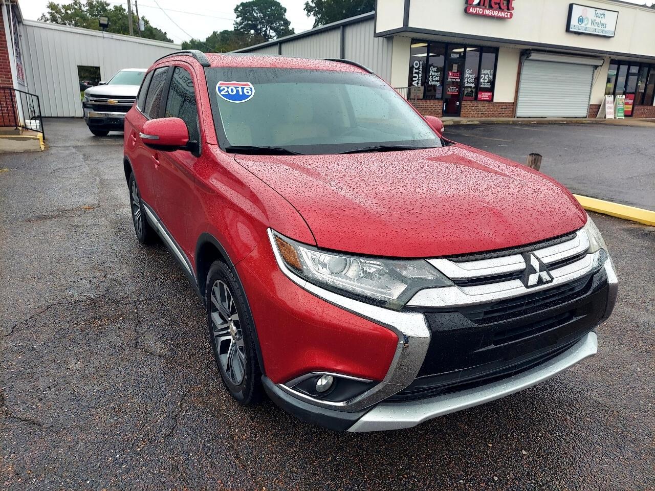 Mitsubishi Outlander SEL 2WD 2016