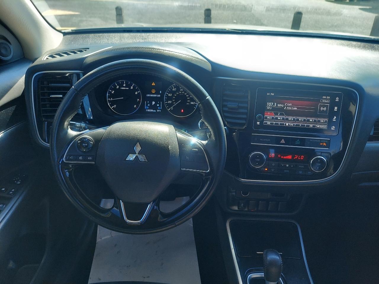 Mitsubishi Outlander SEL 2WD 2019