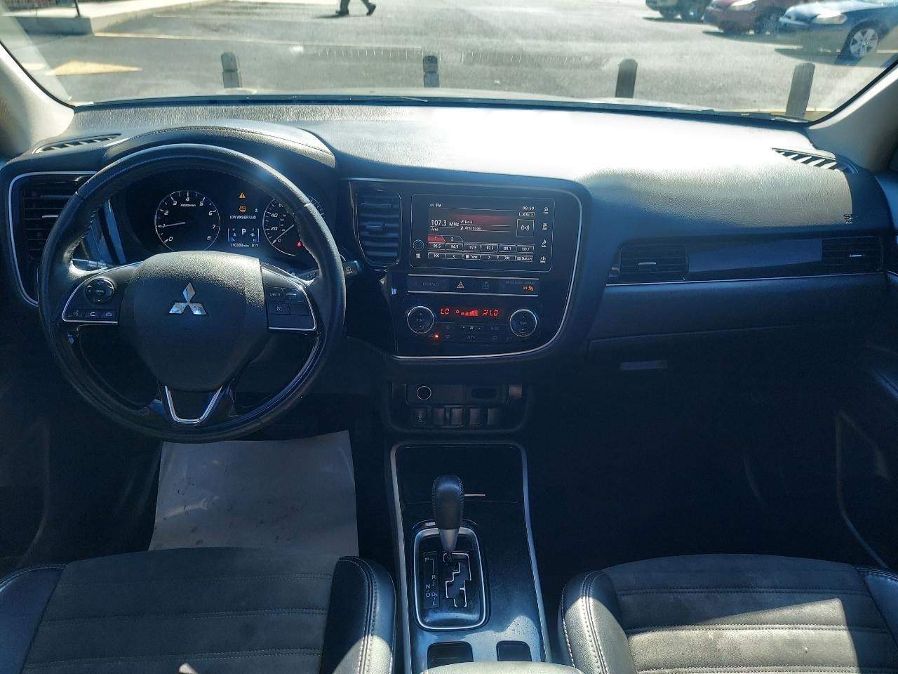Mitsubishi Outlander SEL 2WD 2019