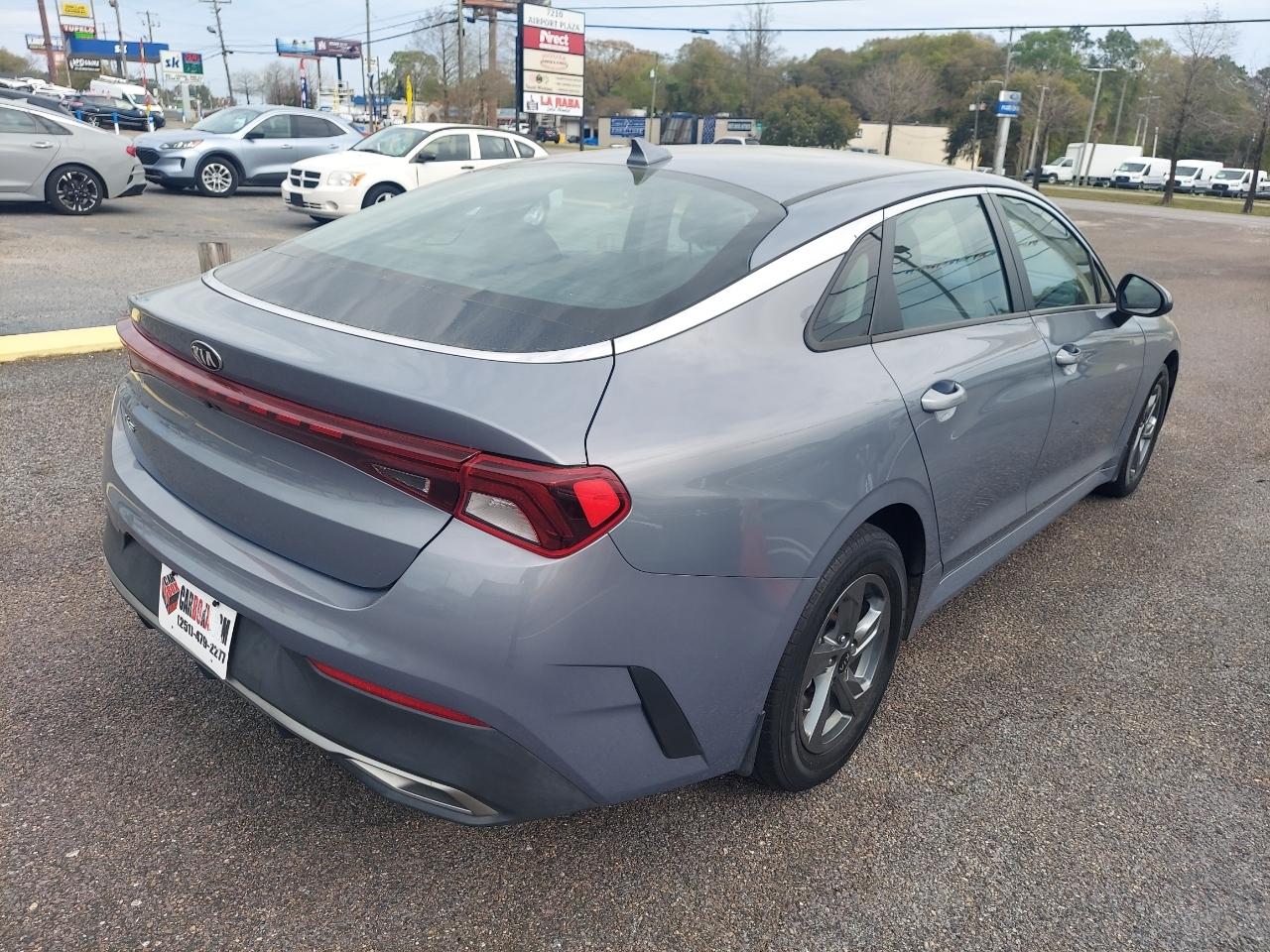 Kia K5 LX 2021