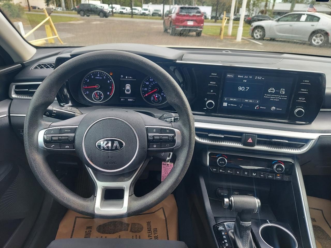 Kia K5 LX 2021