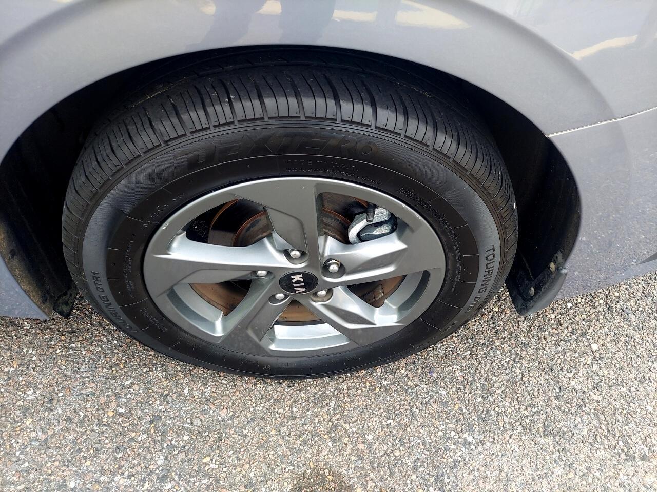 Kia K5 LX 2021