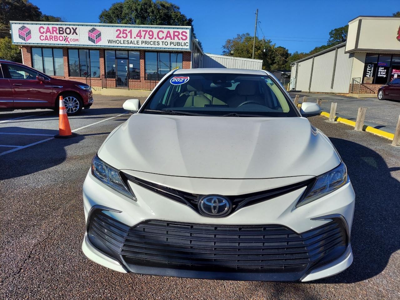 Toyota Camry LE 2021