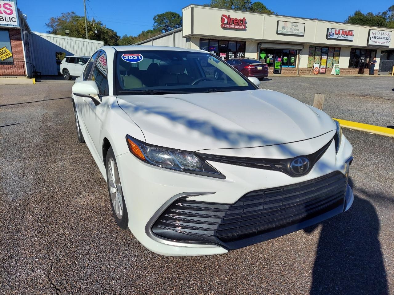 Toyota Camry LE 2021