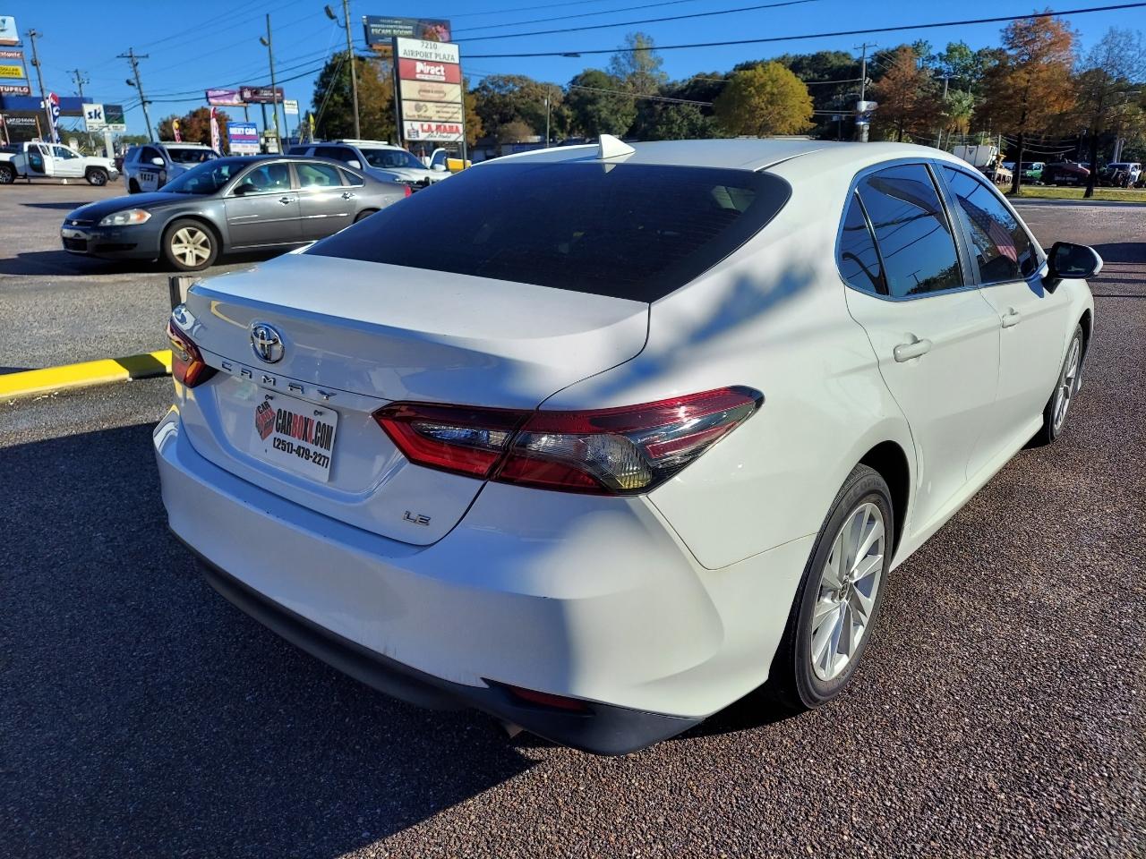 Toyota Camry LE 2021