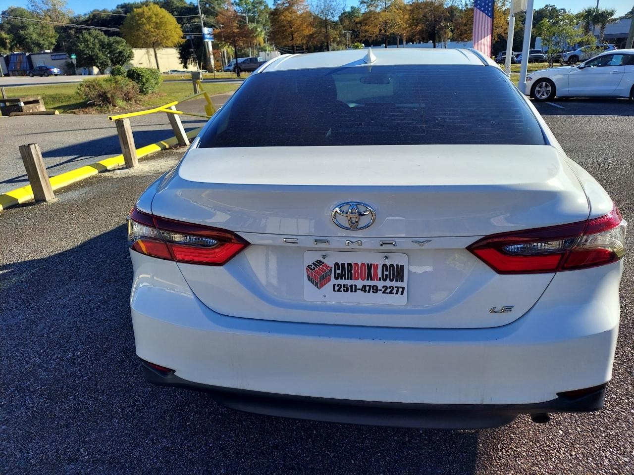 Toyota Camry LE 2021