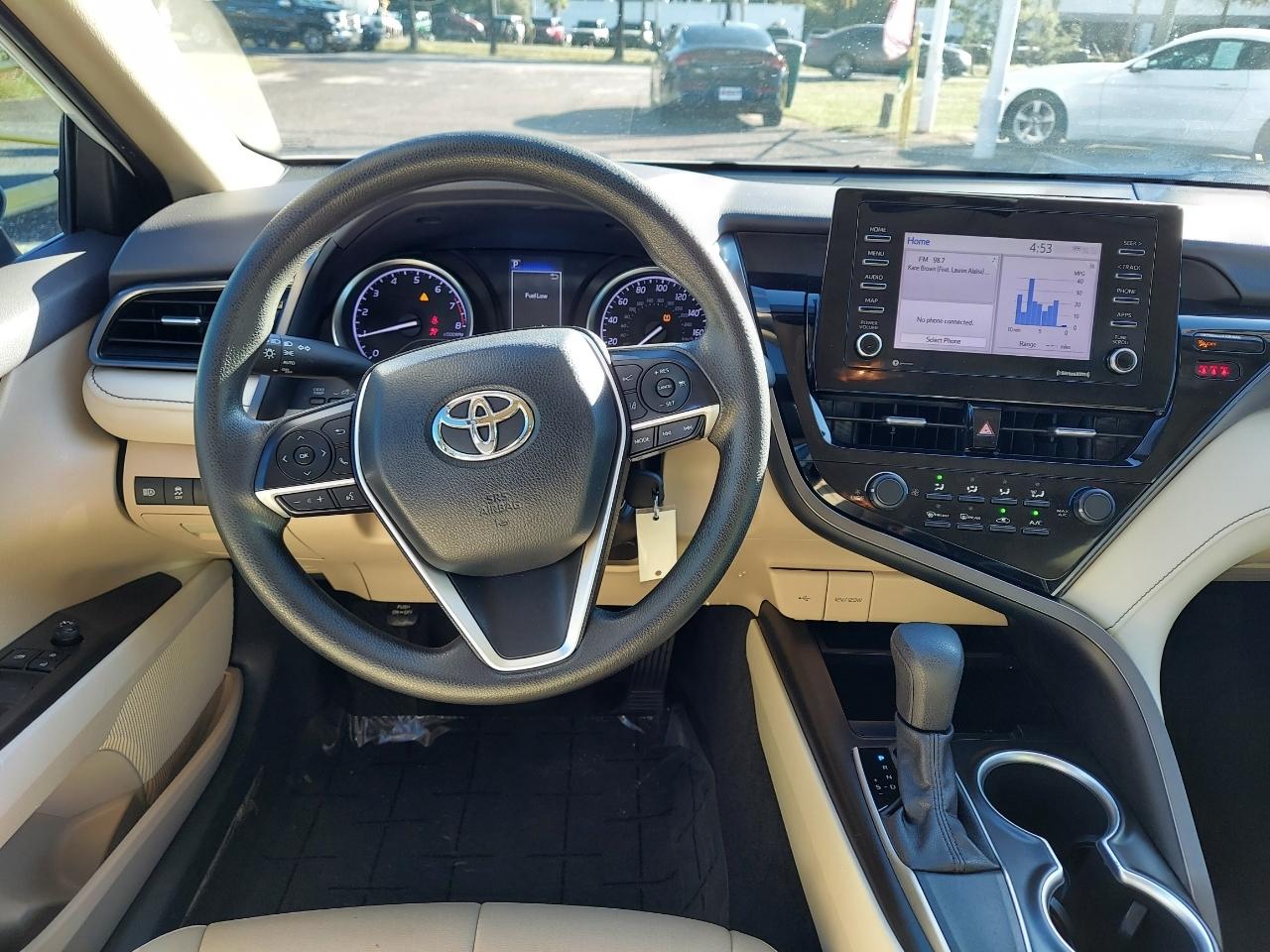 Toyota Camry LE 2021