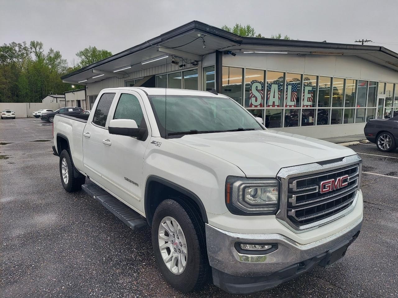 GMC Sierra 1500 SLE Double Cab 4WD 2019