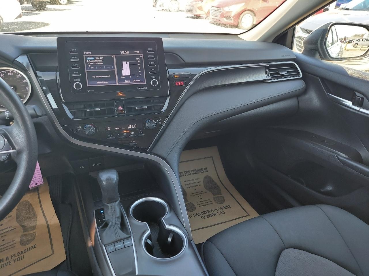 Toyota Camry LE 2022