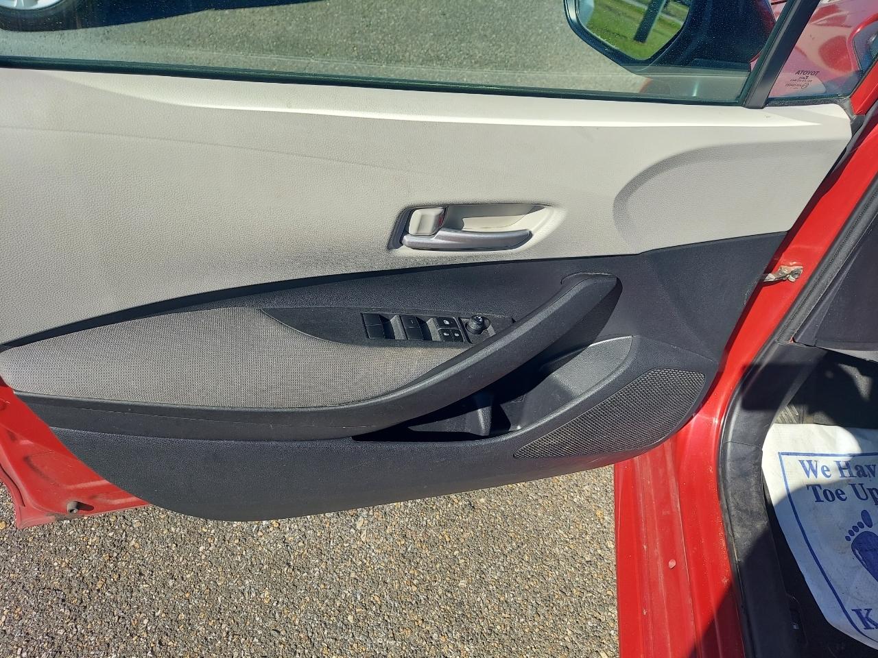 Toyota Corolla LE 2021