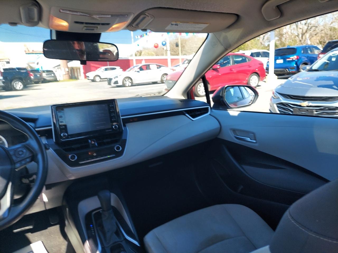 Toyota Corolla LE 2021