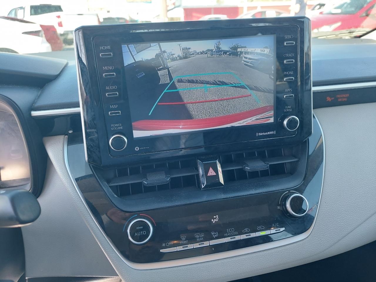 Toyota Corolla LE 2021