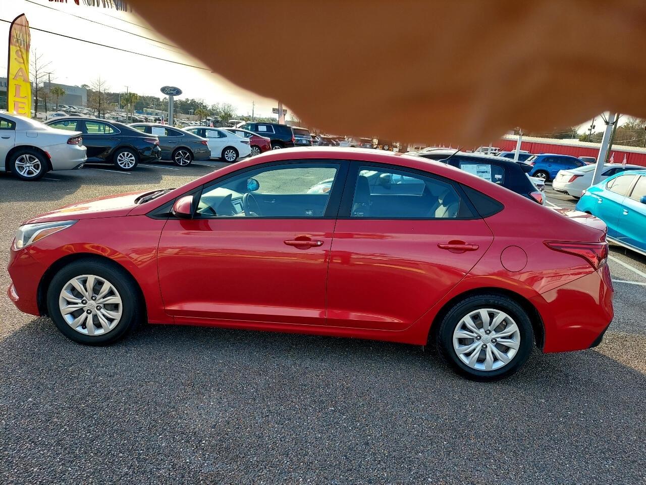 Hyundai Accent SE 4-Door 6A 2021