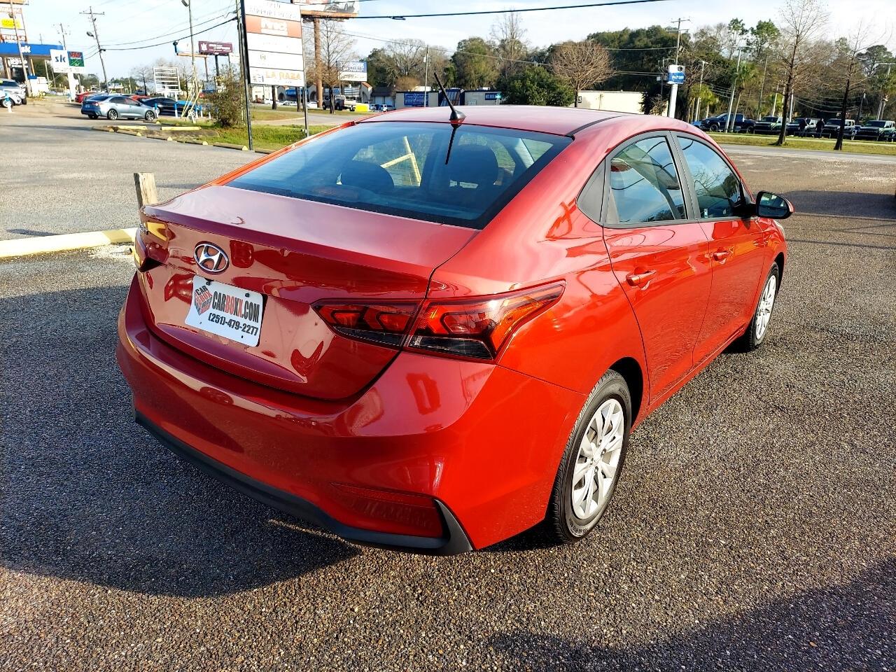 Hyundai Accent SE 4-Door 6A 2021