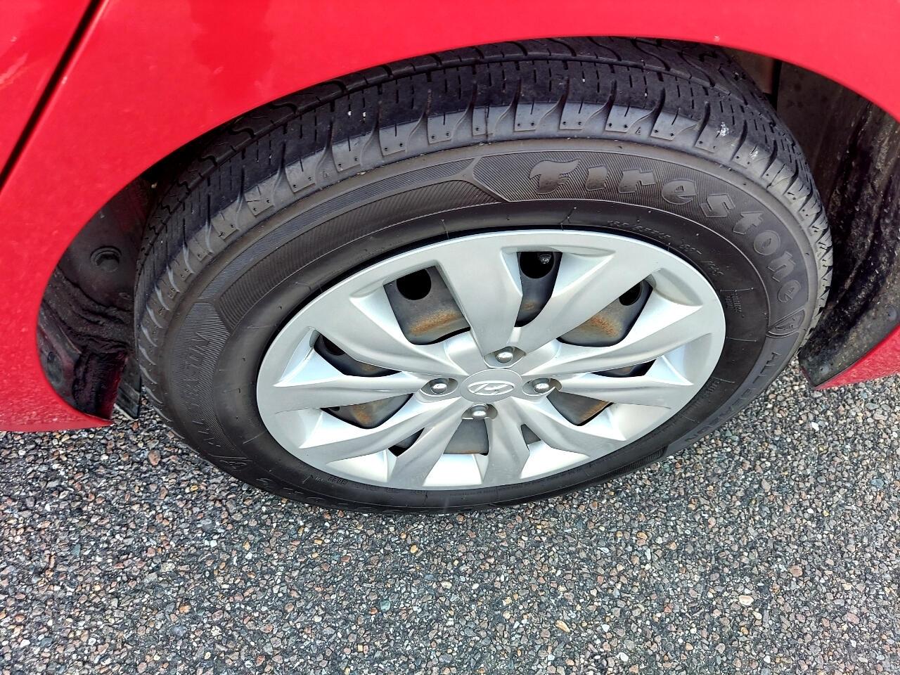 Hyundai Accent SE 4-Door 6A 2021