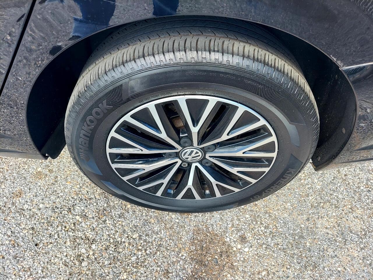 Volkswagen Jetta 1.4T R-Line 8A 2021