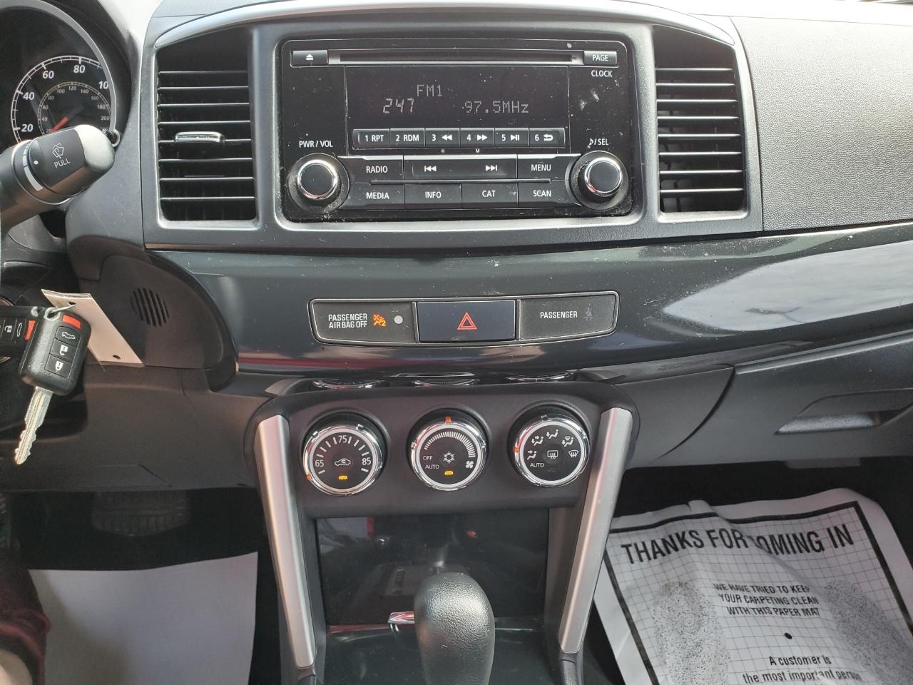 Mitsubishi Lancer ES 5M 2016