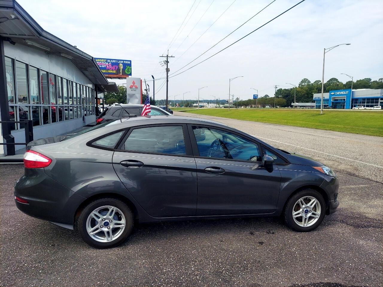Ford Fiesta SE Sedan 2019
