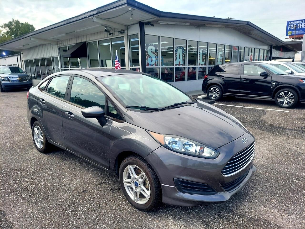 Ford Fiesta SE Sedan 2019