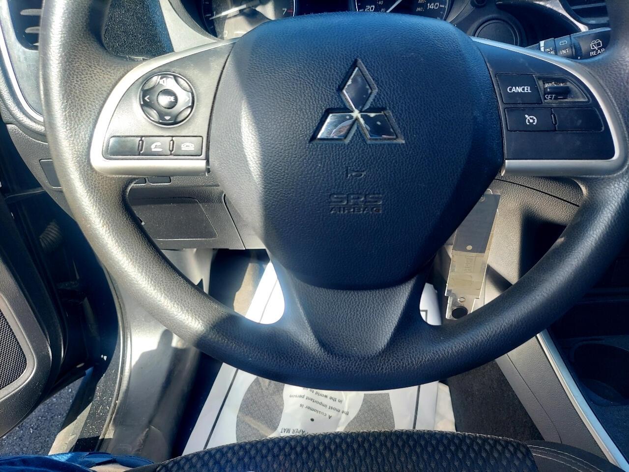 Mitsubishi Outlander ES 2WD 2019