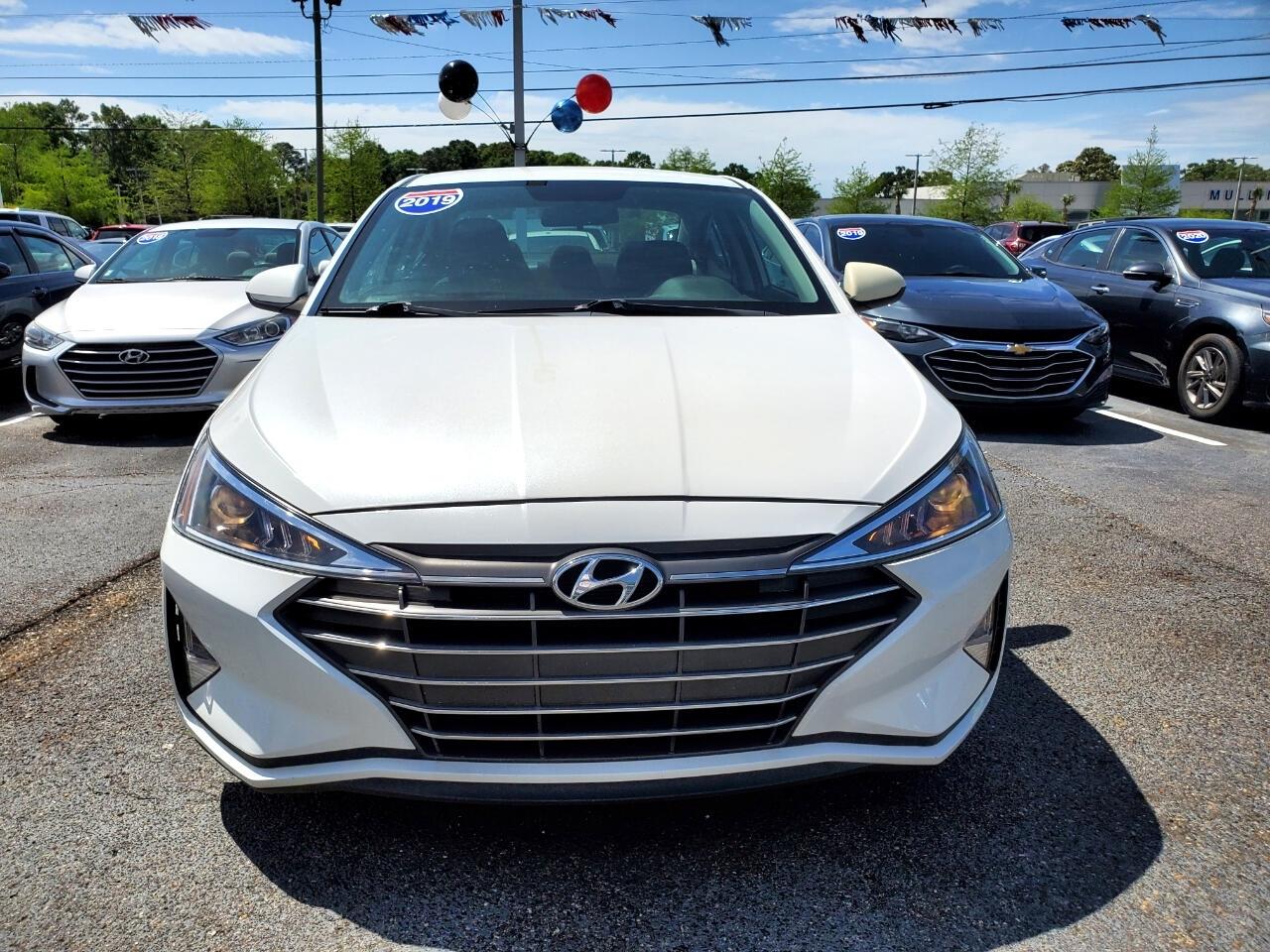 Hyundai Elantra SE 6M 2019