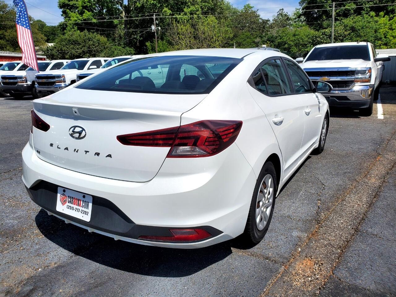 Hyundai Elantra SE 6M 2019