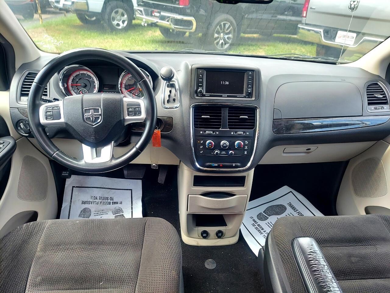 Dodge Grand Caravan SE 2017