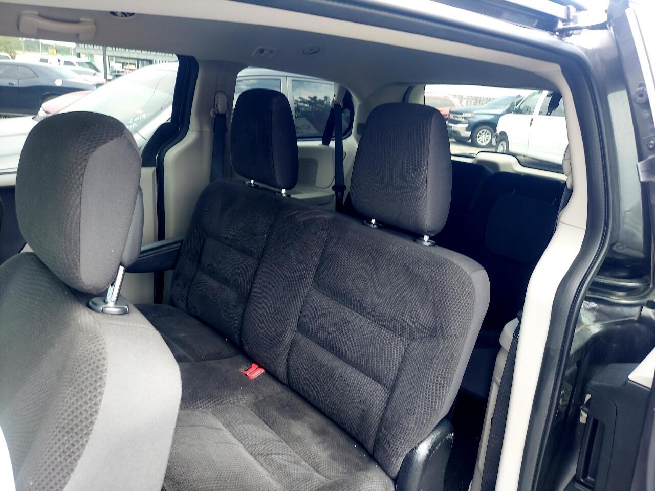 Dodge Grand Caravan SE 2017