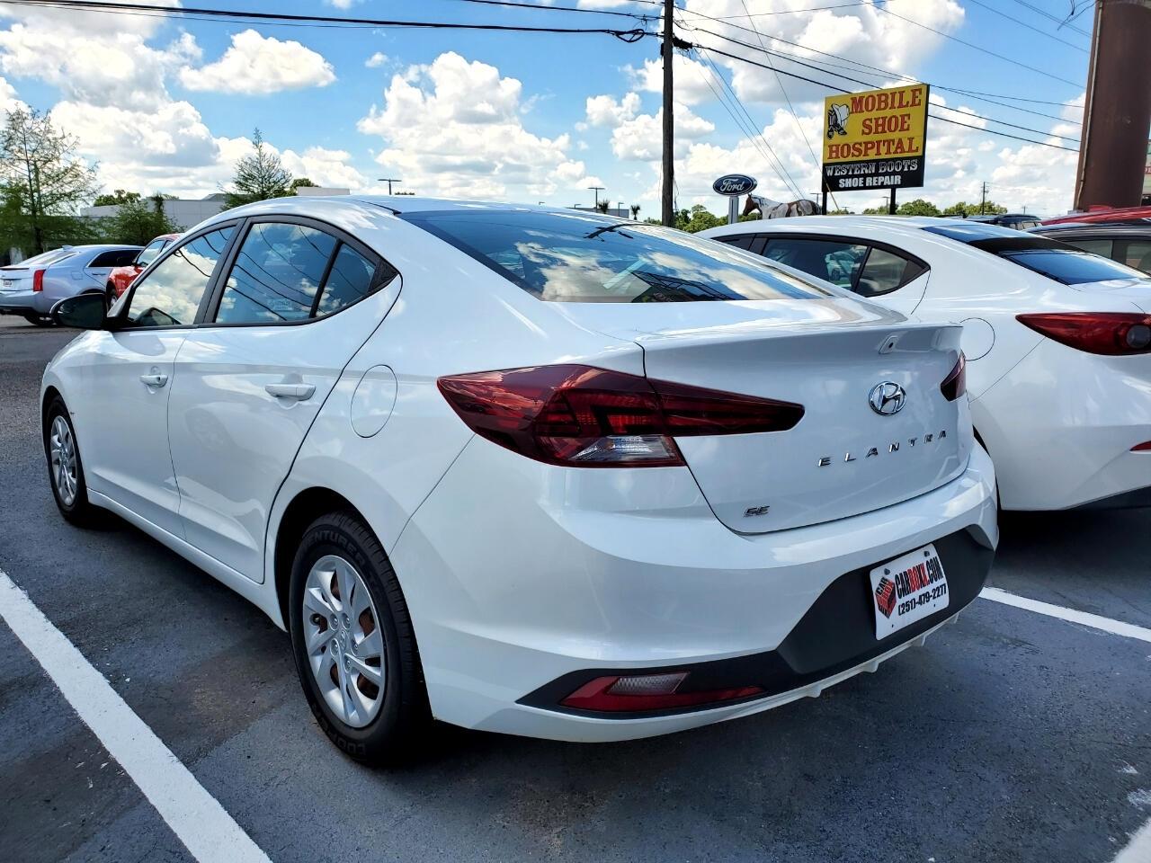 Hyundai Elantra SE 6M 2020
