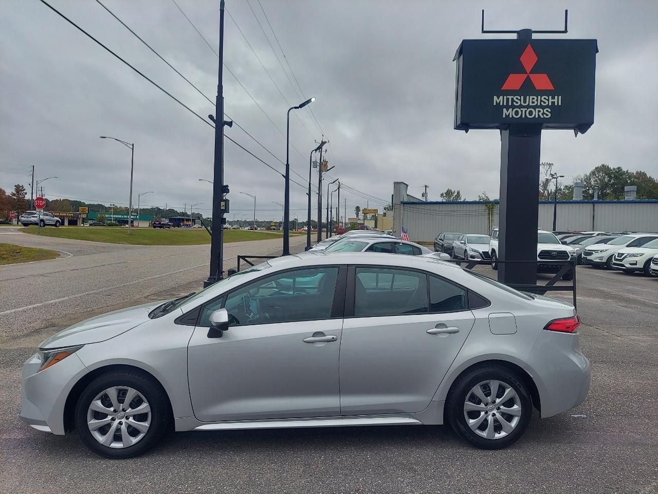 Toyota Corolla LE 2021