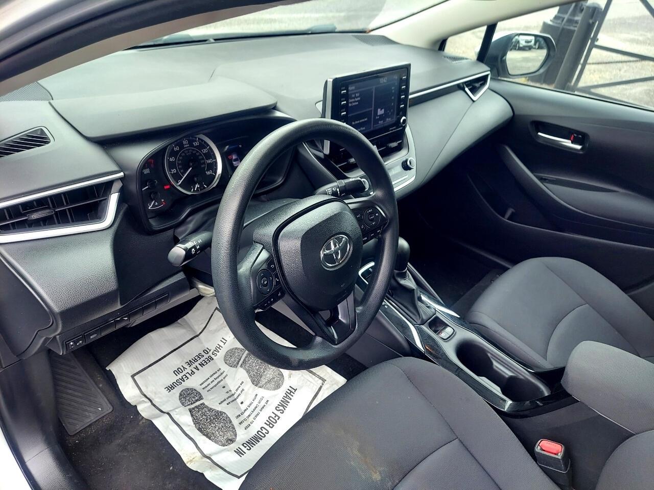 Toyota Corolla LE 2021