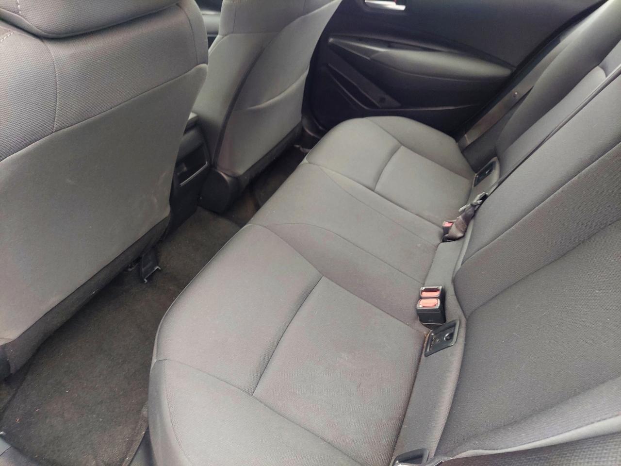 Toyota Corolla LE 2021