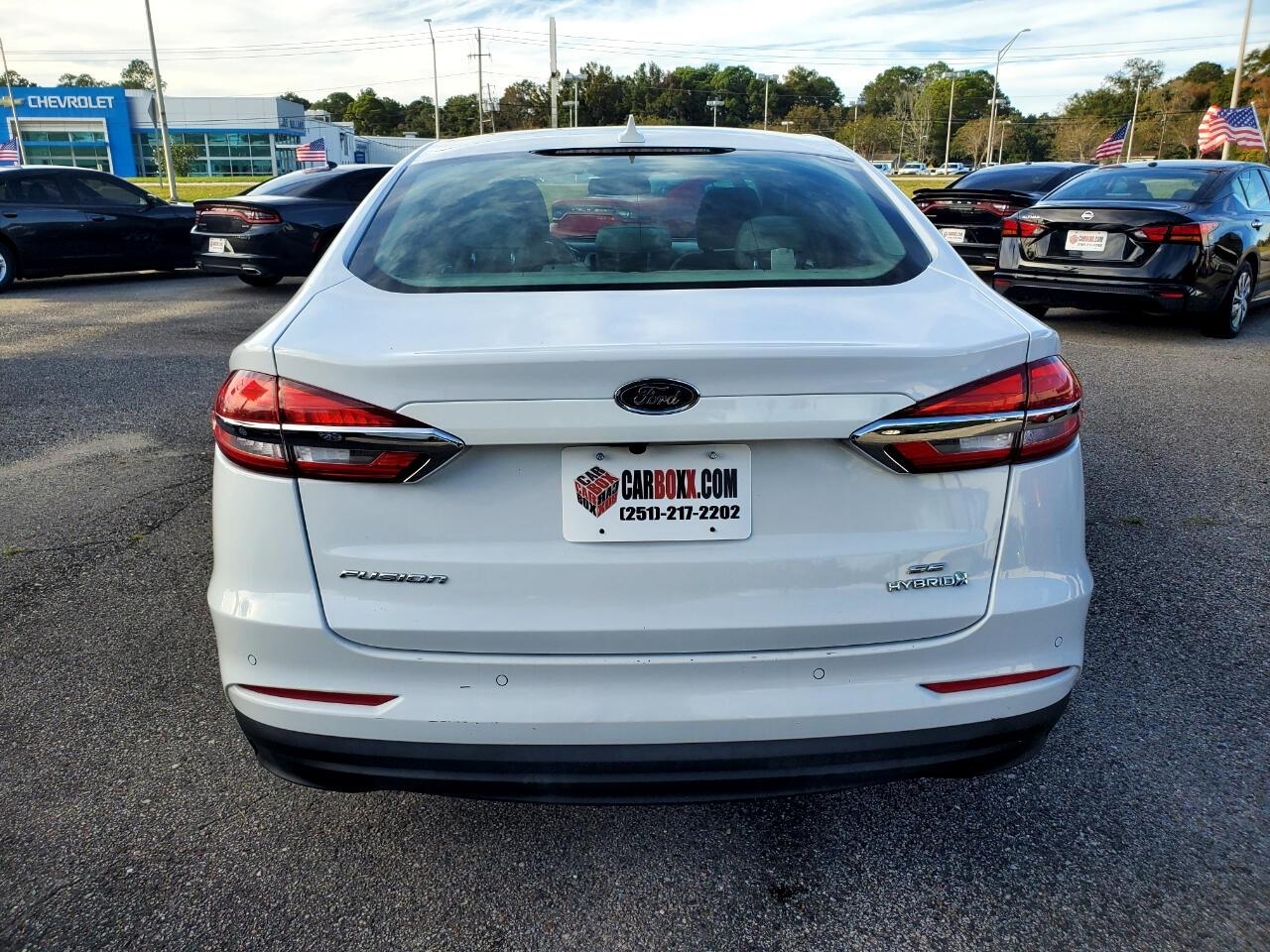 Ford Fusion Hybrid SE 2019
