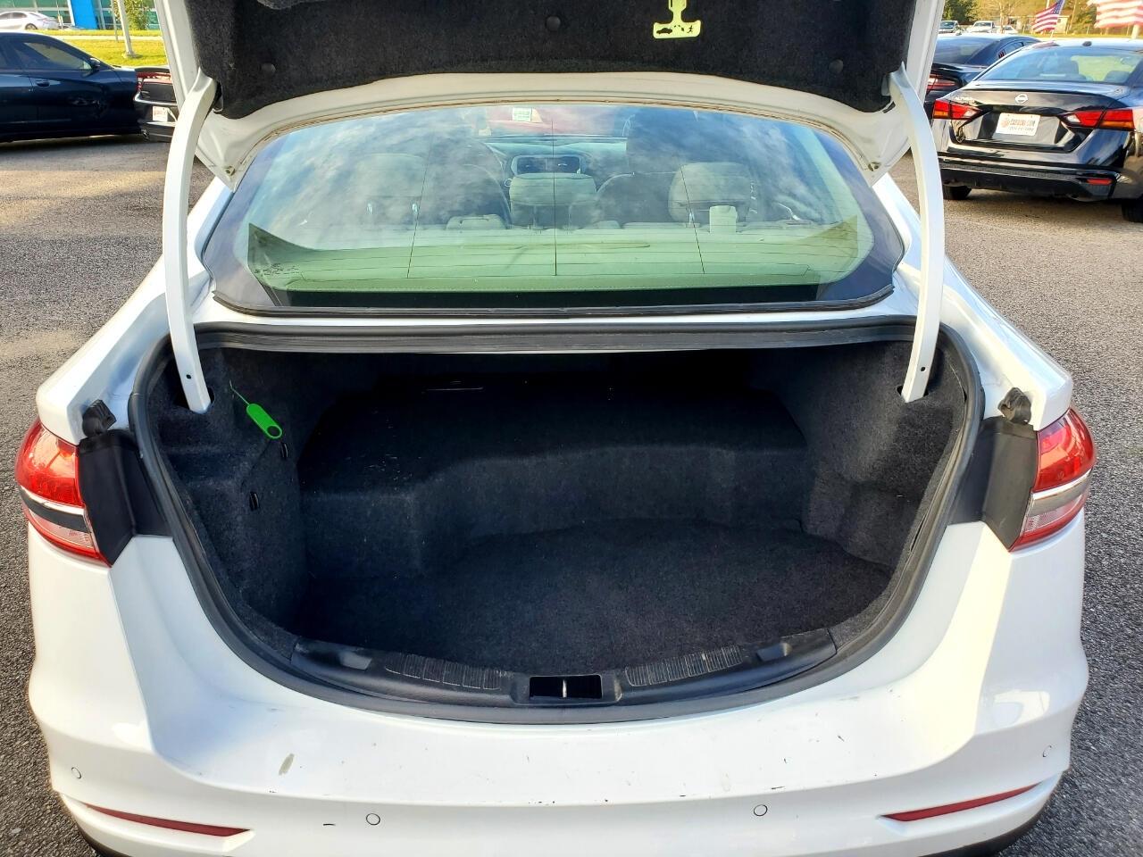 Ford Fusion Hybrid SE 2019