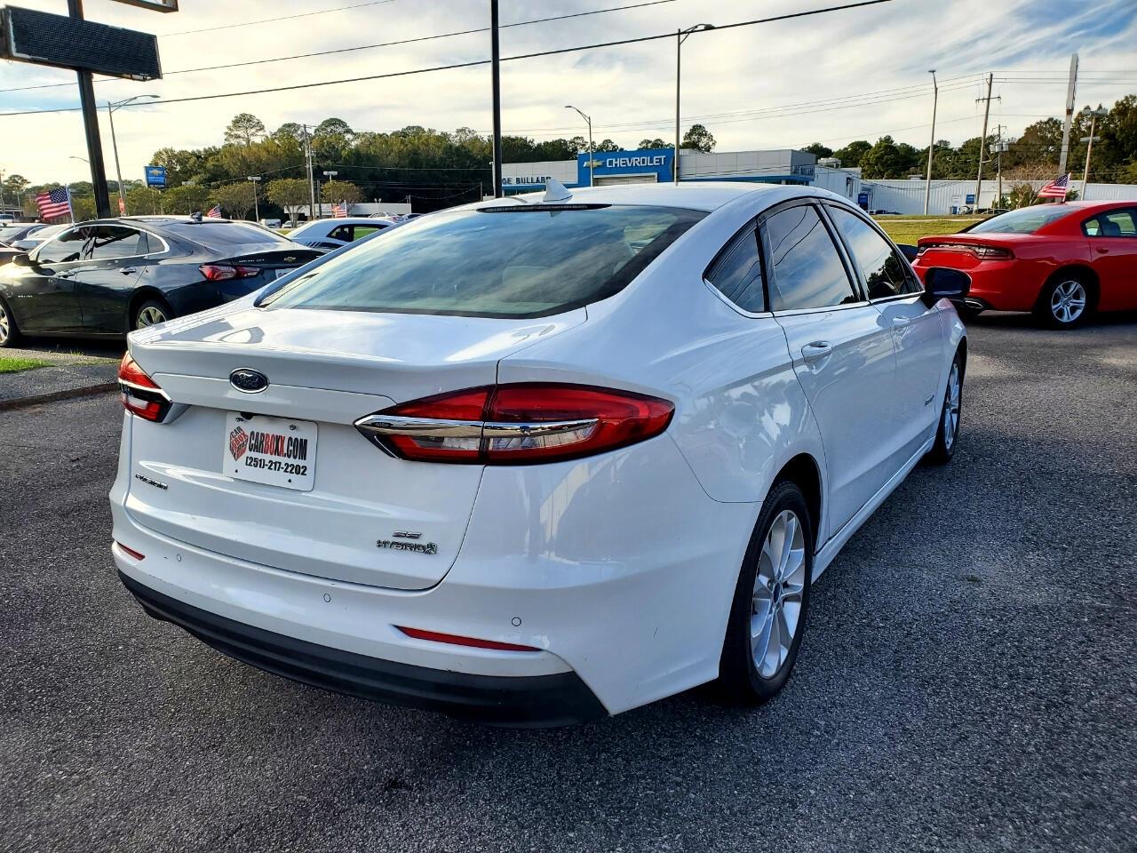 Ford Fusion Hybrid SE 2019