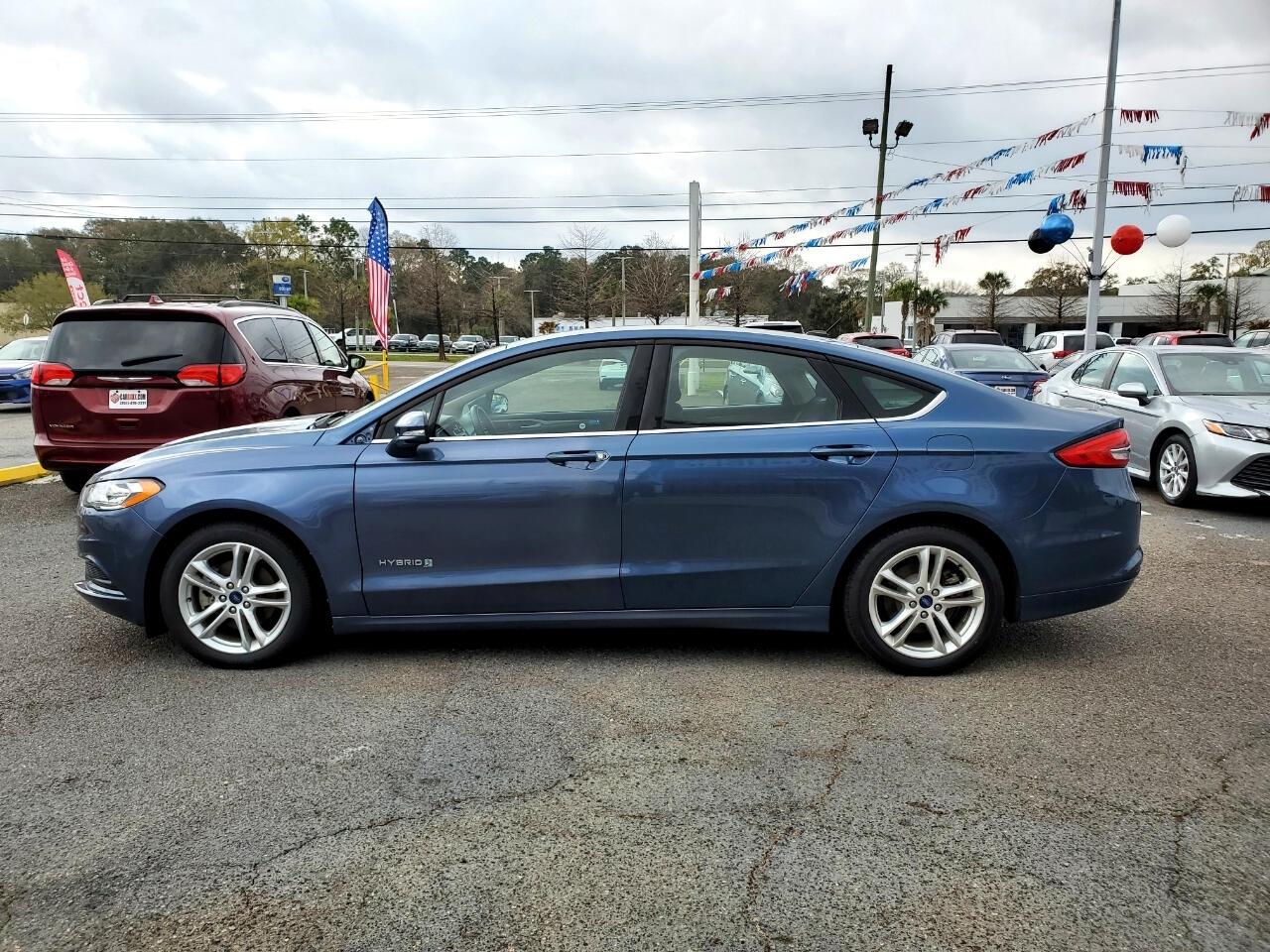 Ford Fusion Hybrid SE 2018