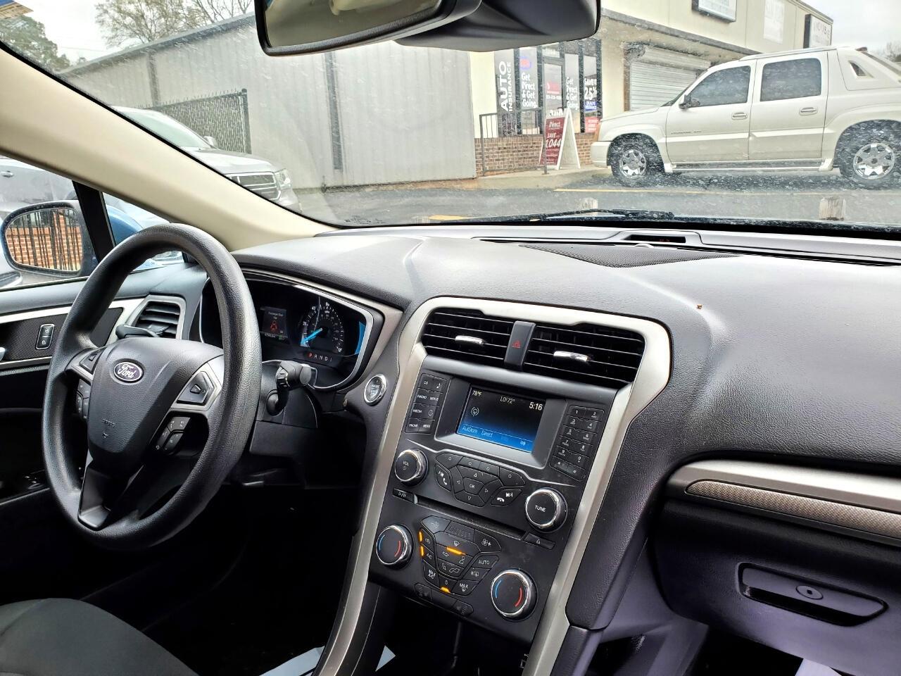Ford Fusion Hybrid SE 2018