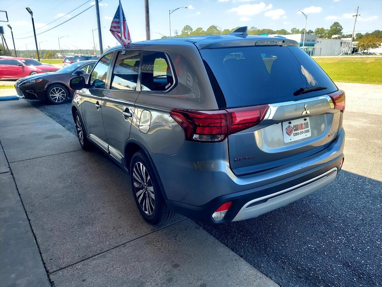 Mitsubishi Outlander SEL 2WD 2019