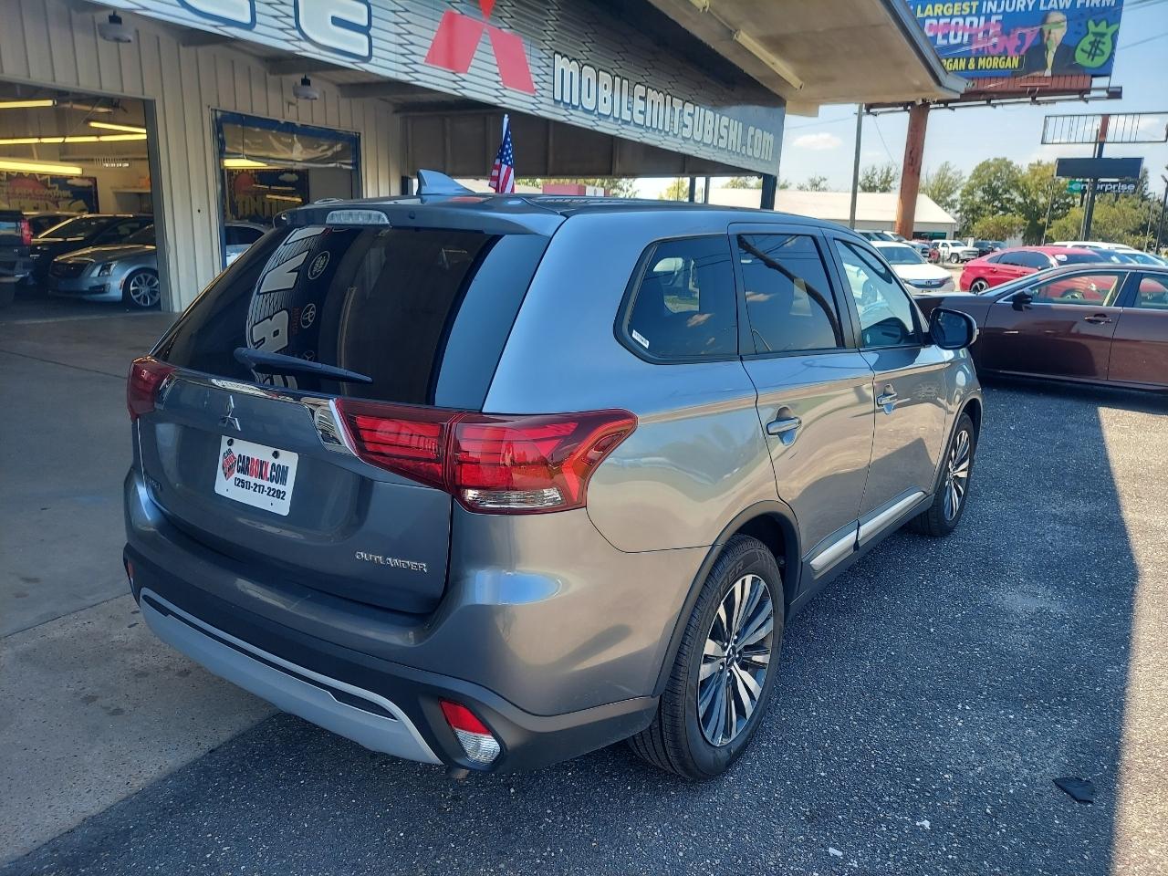 Mitsubishi Outlander SEL 2WD 2019