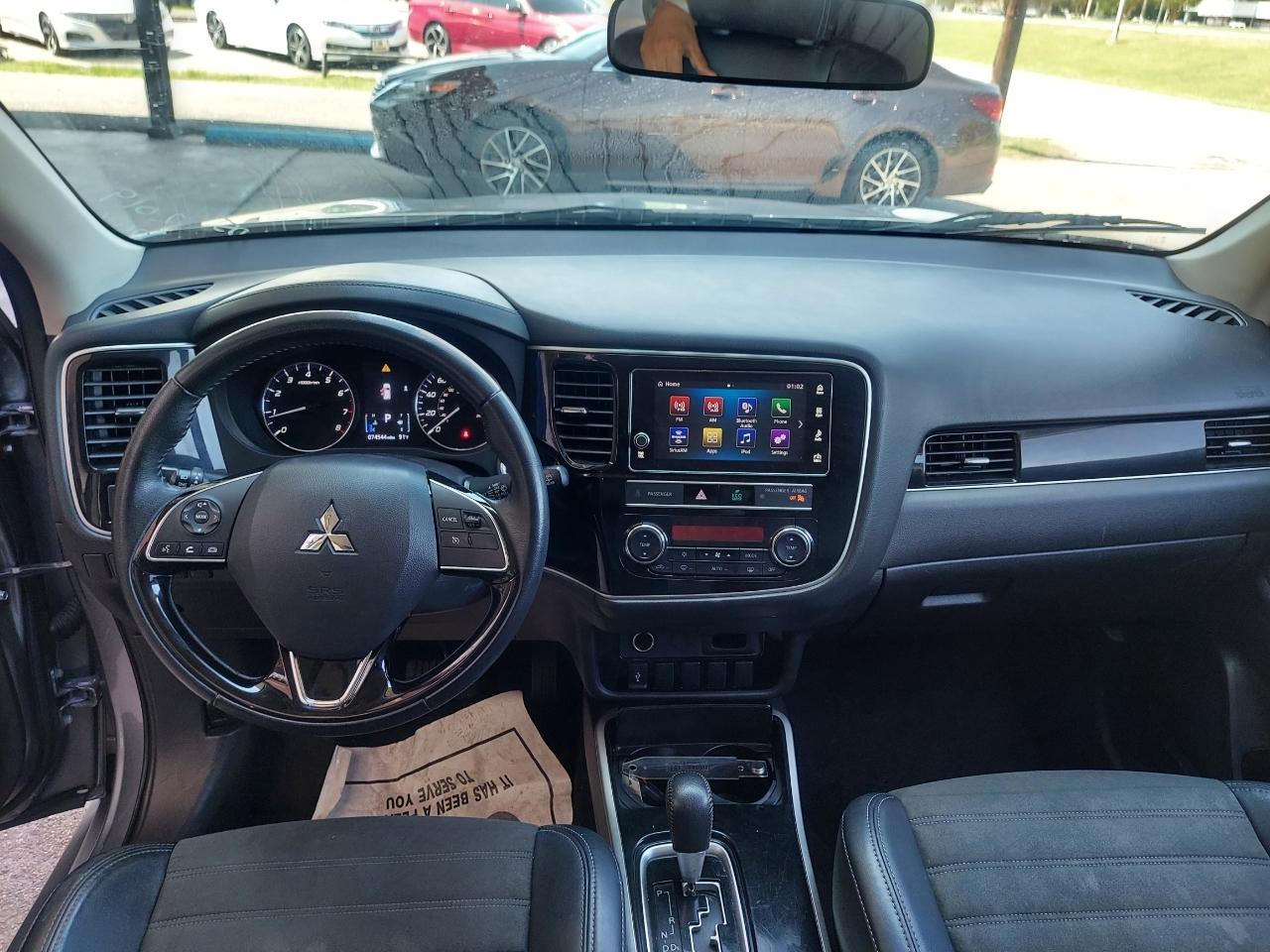 Mitsubishi Outlander SEL 2WD 2019