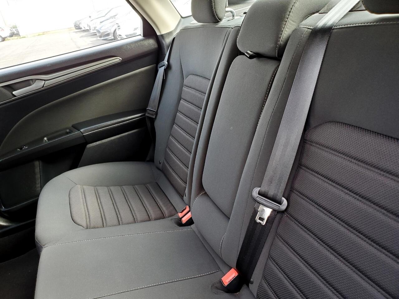 Ford Fusion SE 2019