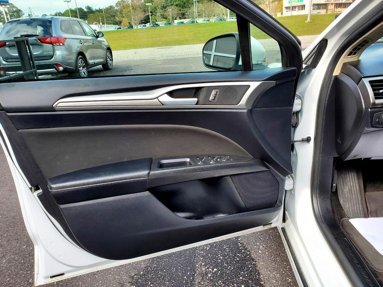 Ford Fusion SE 2019