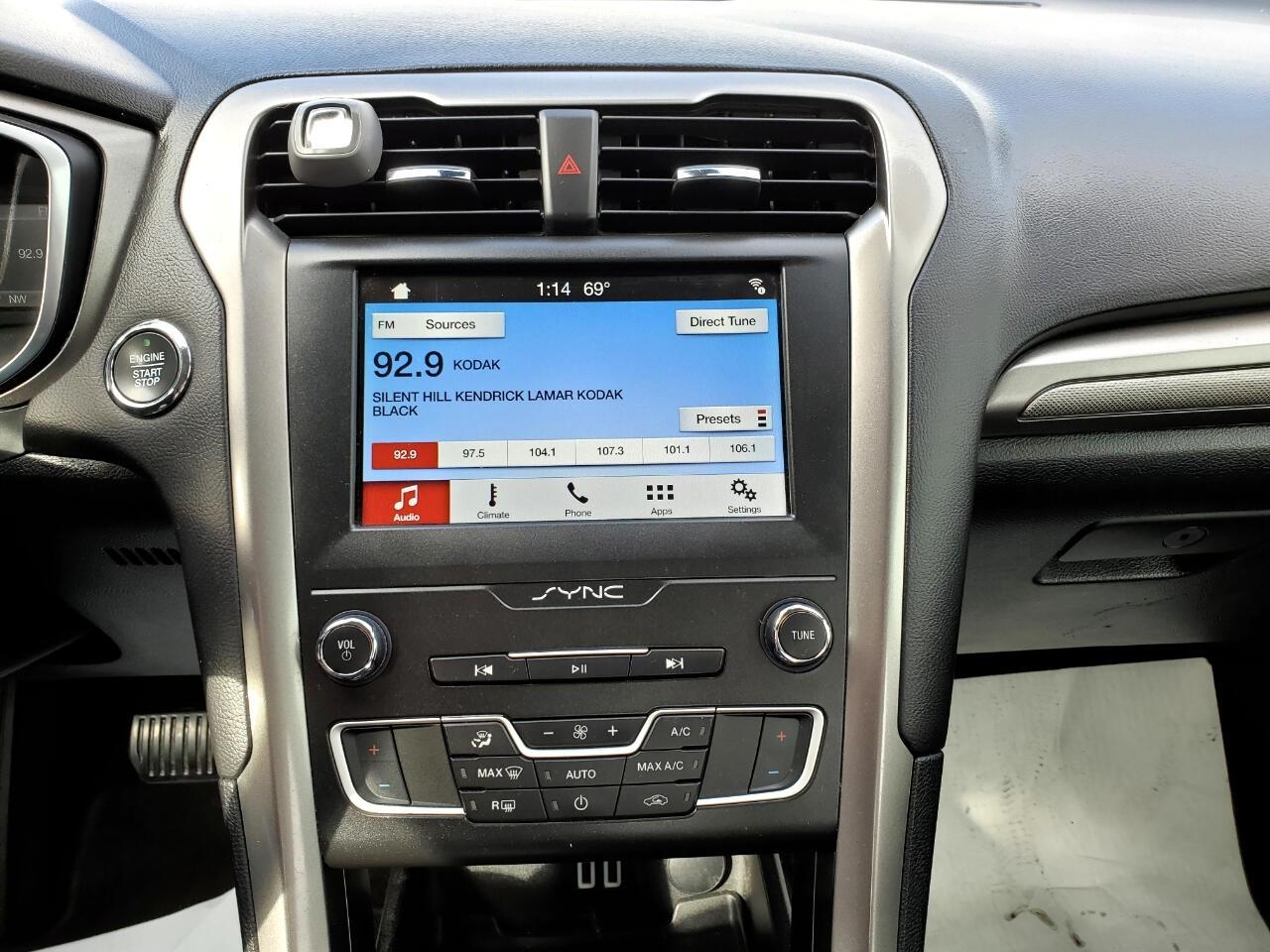 Ford Fusion SE 2019