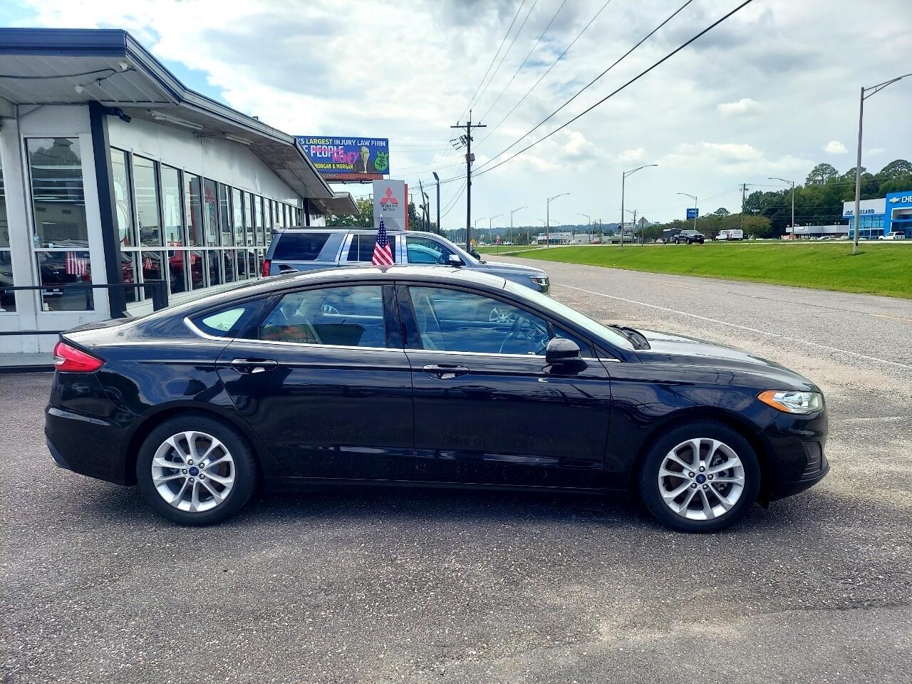 Ford Fusion SE 2020
