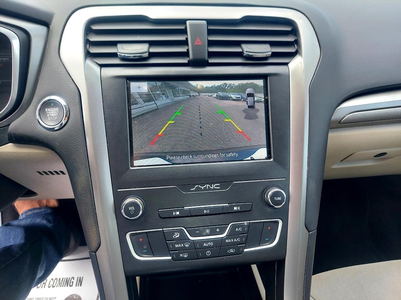 Ford Fusion SE 2020