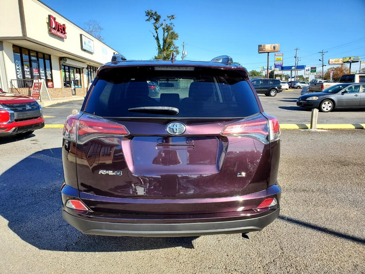 Toyota RAV4 LE FWD 2016