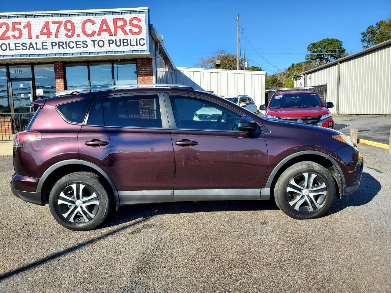 Toyota RAV4 LE FWD 2016