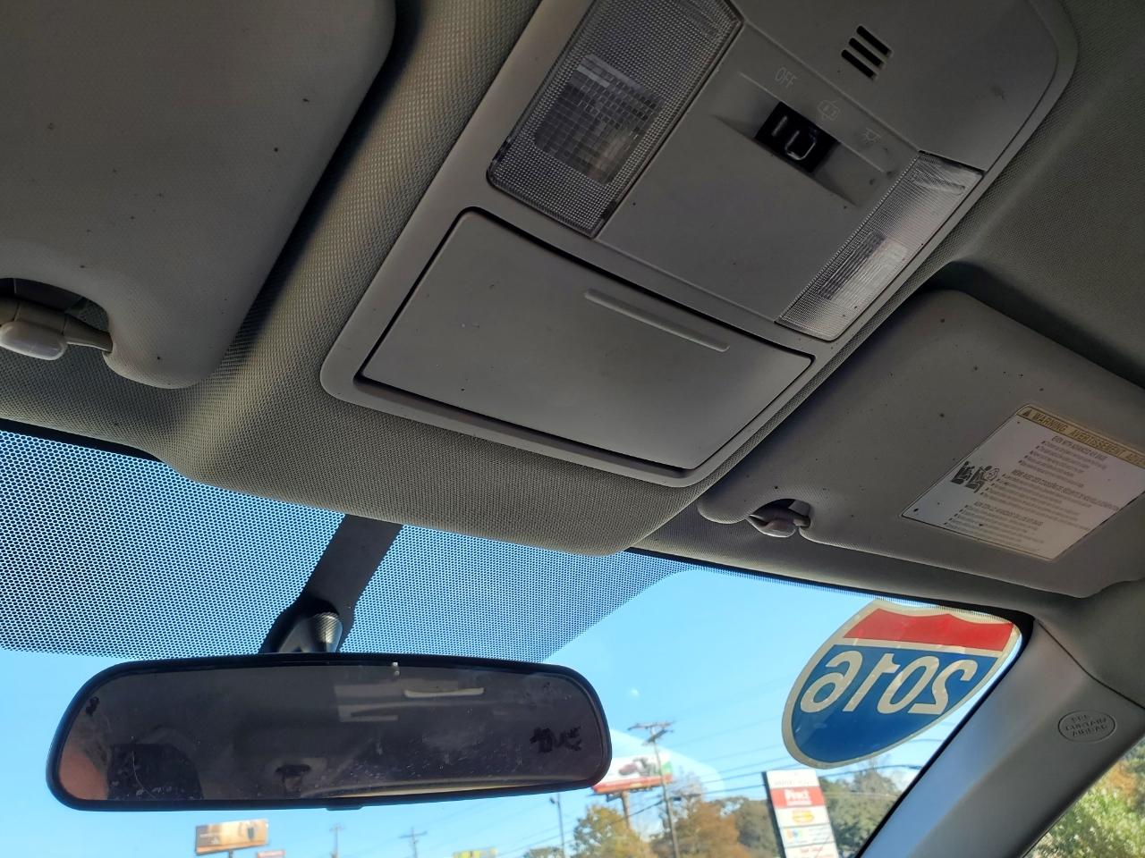 Toyota RAV4 LE FWD 2016
