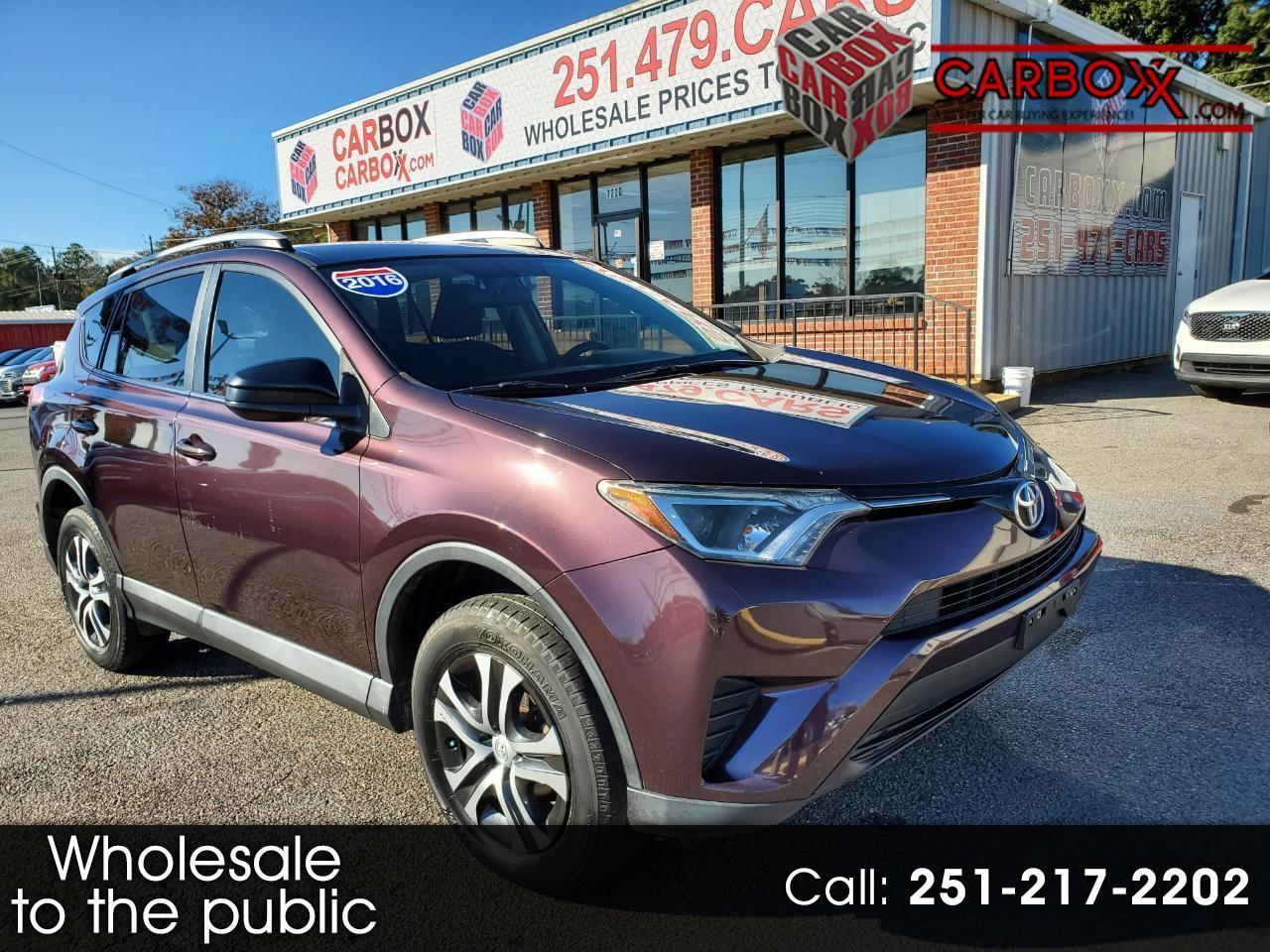 Toyota RAV4 LE FWD 2016