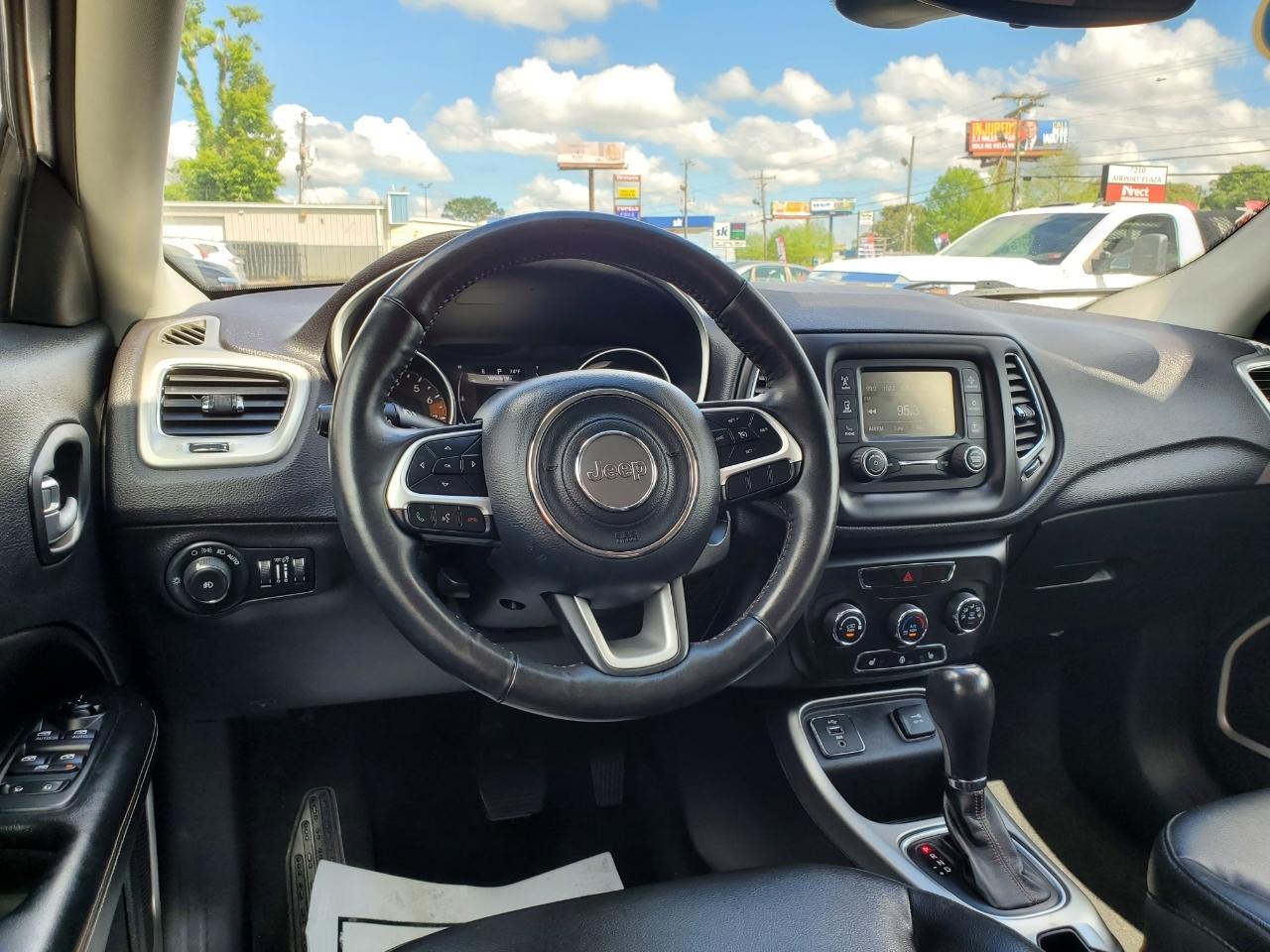 Jeep Compass Latitude FWD 2018